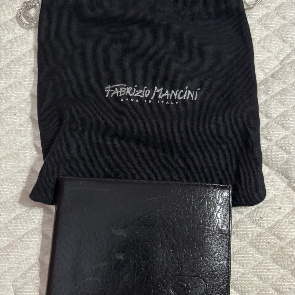 Black Key and Card Holder Accessories